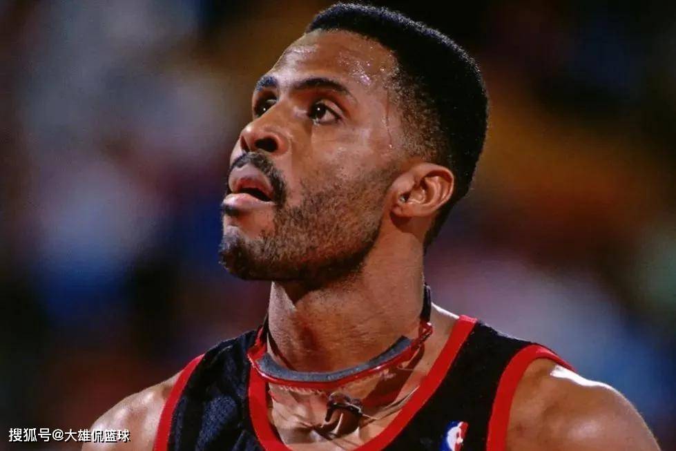 海星直播-布鲁克林篮网训练课后临场应变，志在国王杯名次提升，令人意外，年轻球员获得机会(篮网卡姆托马斯)