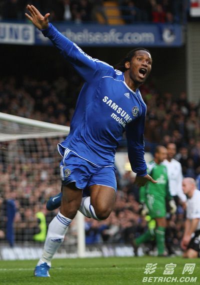 海星赛事-重返赛场首场状态出色，加拿大队观众沸腾！，德罗巴重返赛场赛场气氛高涨(2025年乒乓球赛事时间表)