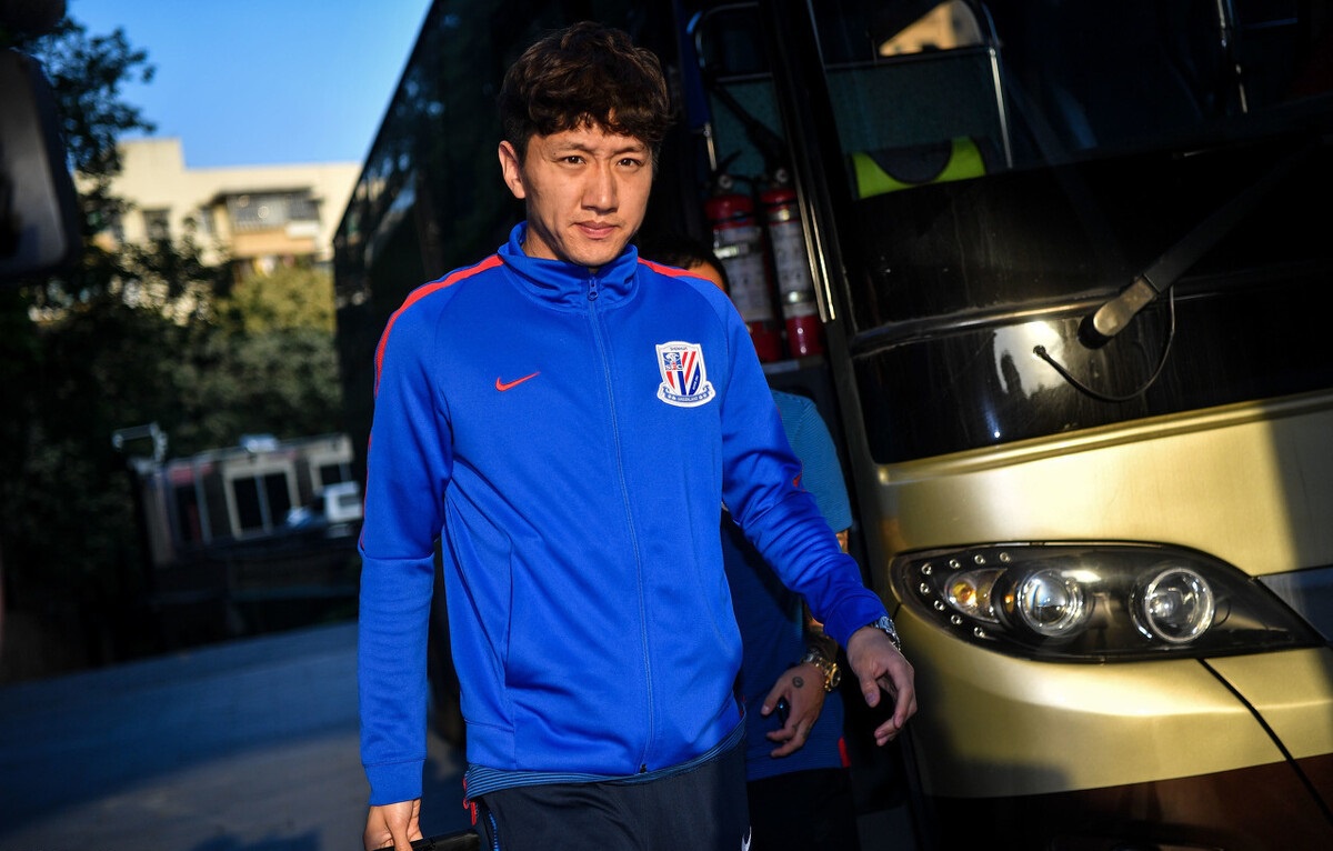 包含今晚迈阿密热火调整名单以备亚冠，官宣签约环节打磨，赛场秩序良好，身体对抗强度拉满的词条