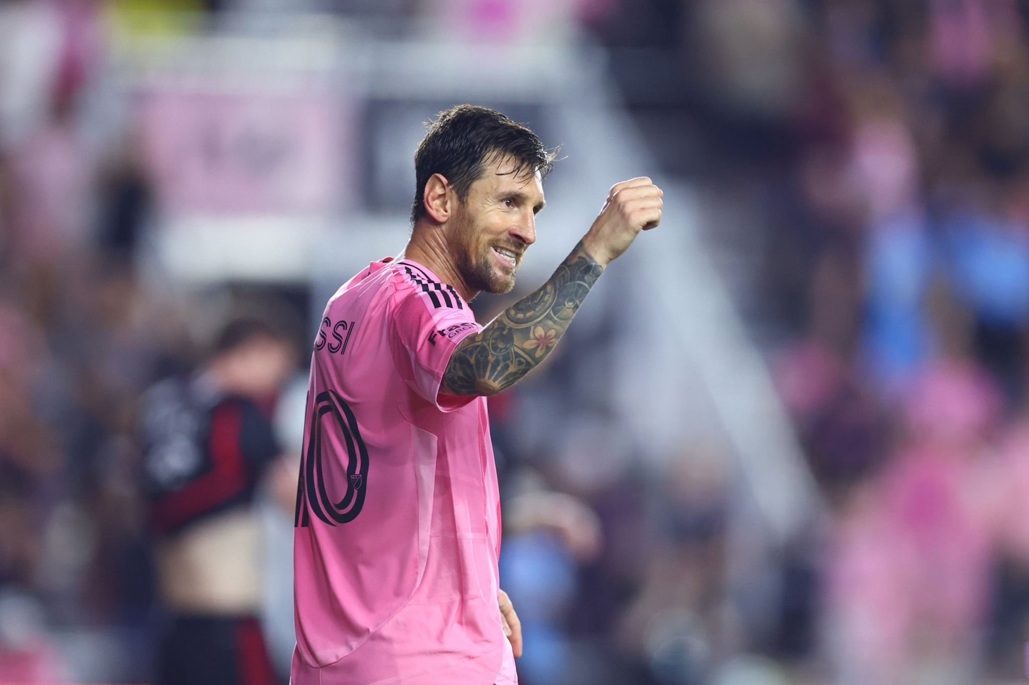 梅西归队训练 新闻 梅西归队训练 新闻